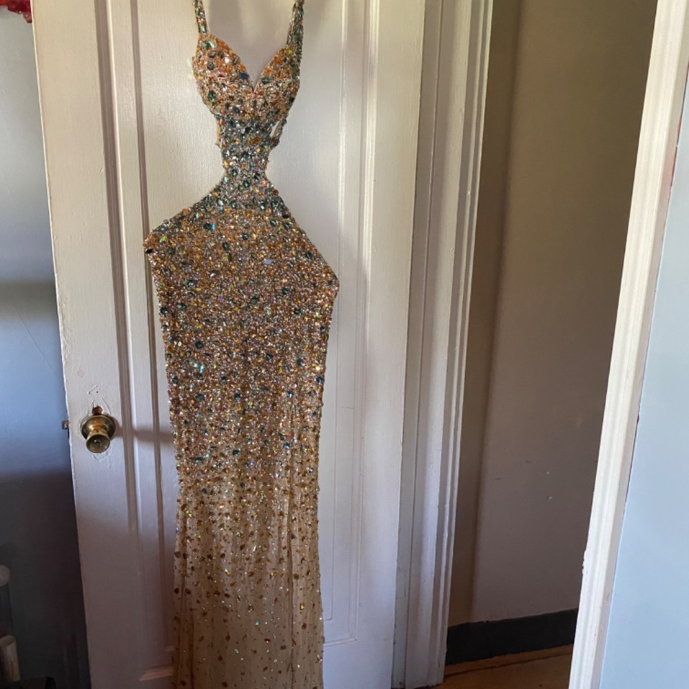 Prom Dress - Picture 3 of 3